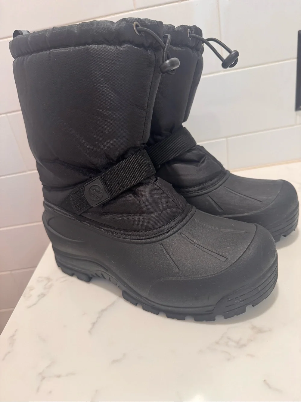 Northside Black Insulated Winter Boots - Snow Footwear- big kid sz7